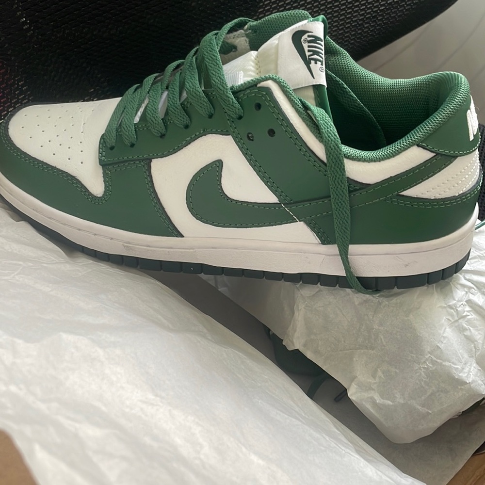 COPY - Dunk low Michigan state